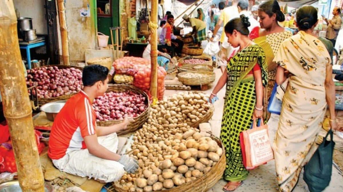 West Bengal government begins potato procurement at support price, farmers get relief