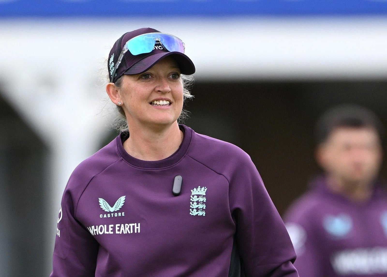 Sarah Taylor becomes first woman to coach England men’s senior cricket team