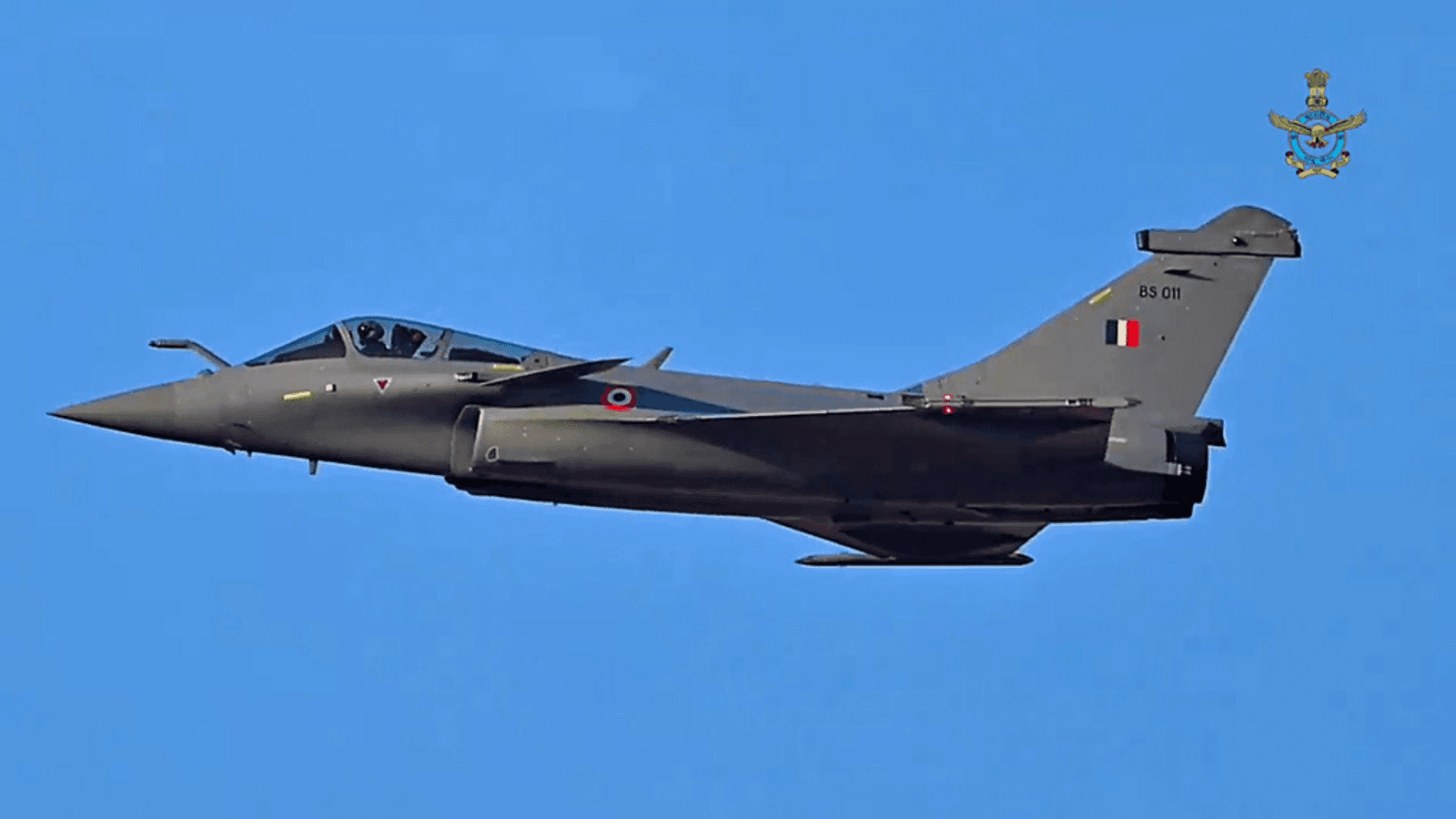 India moves closer to mega Rafale deal; seeks 114 fighter jets from France