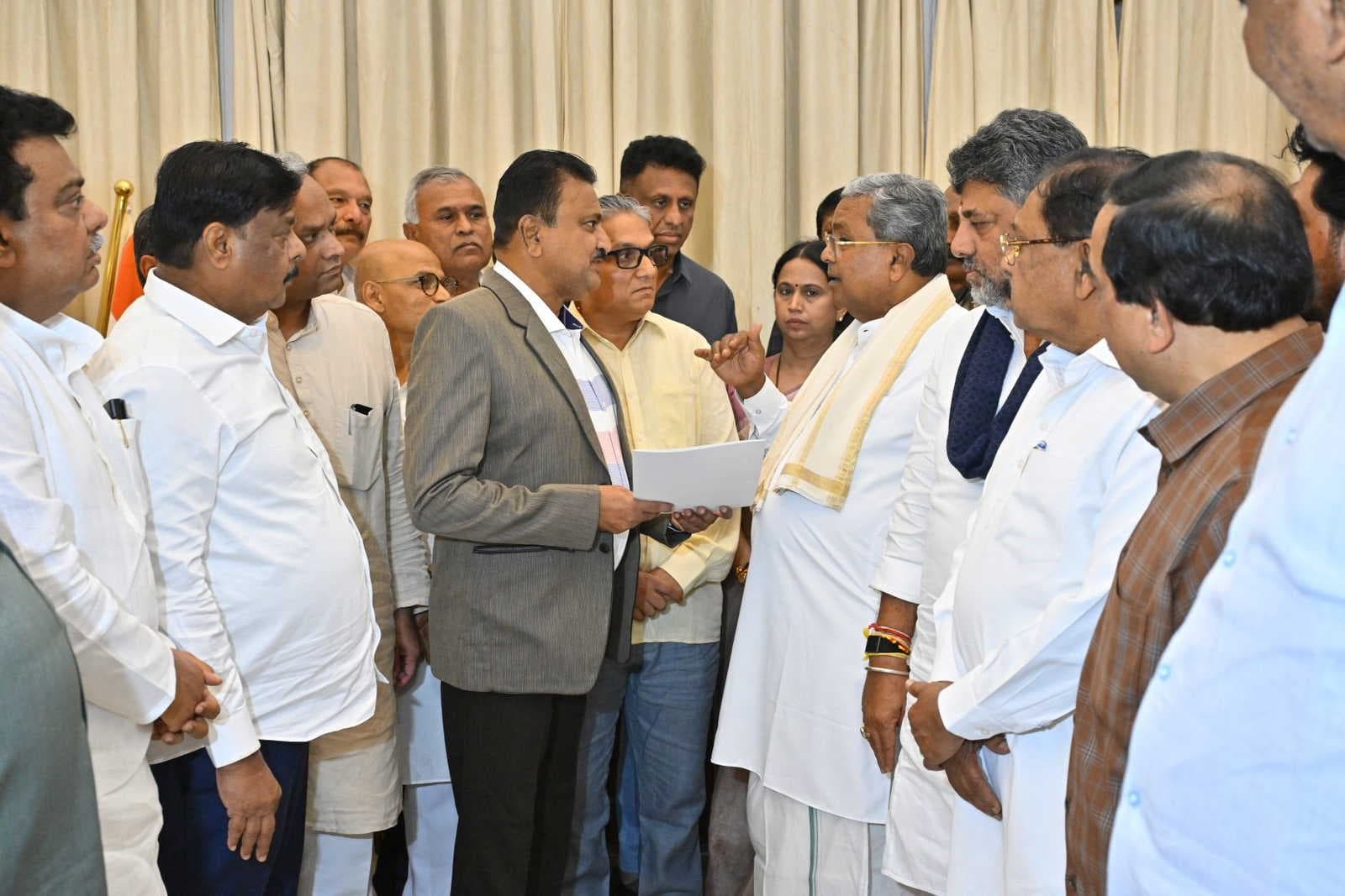 What next for Siddaramaiah? Ex-Karnataka CM reveals political plans