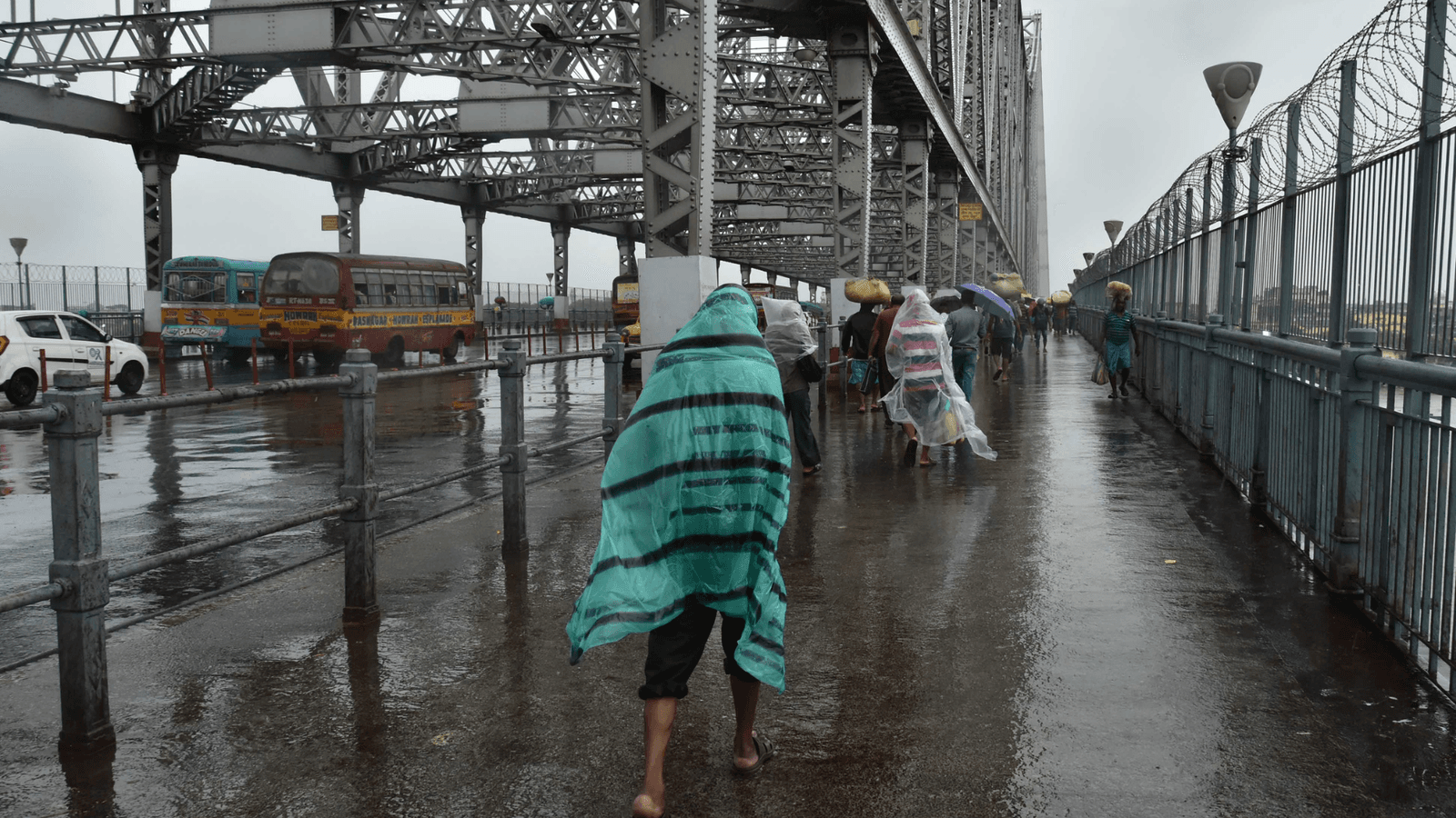 Kolkata braces for Nor’wester showers; South Bengal may see heat relief