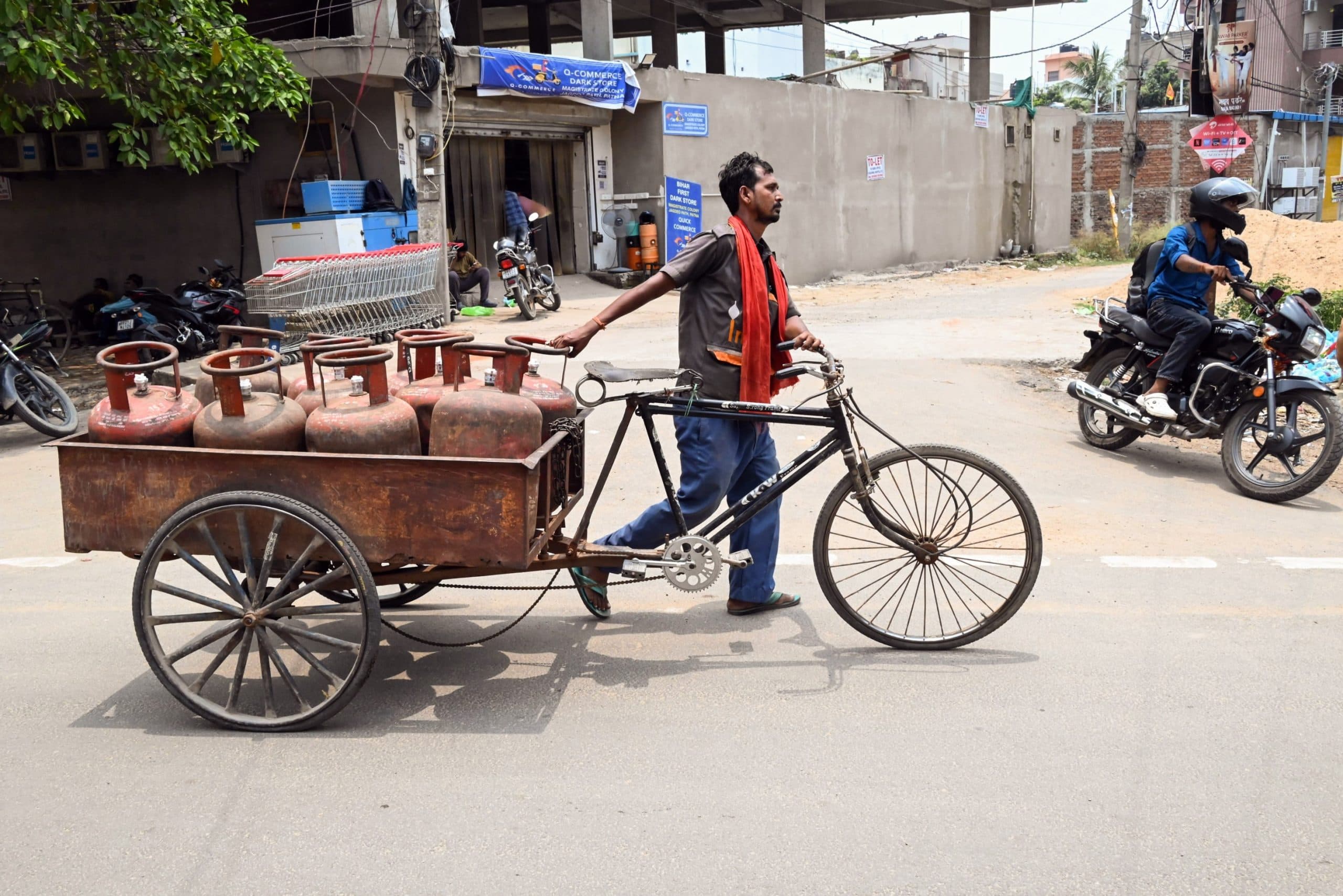 Commercial LPG cylinder price cut by Rs 183.