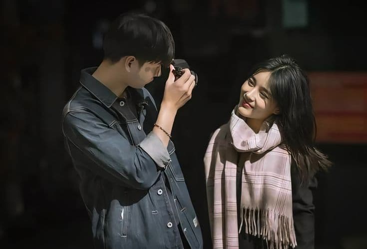 Your new relationship feels perfect? Here’s why therapists say you should slow down