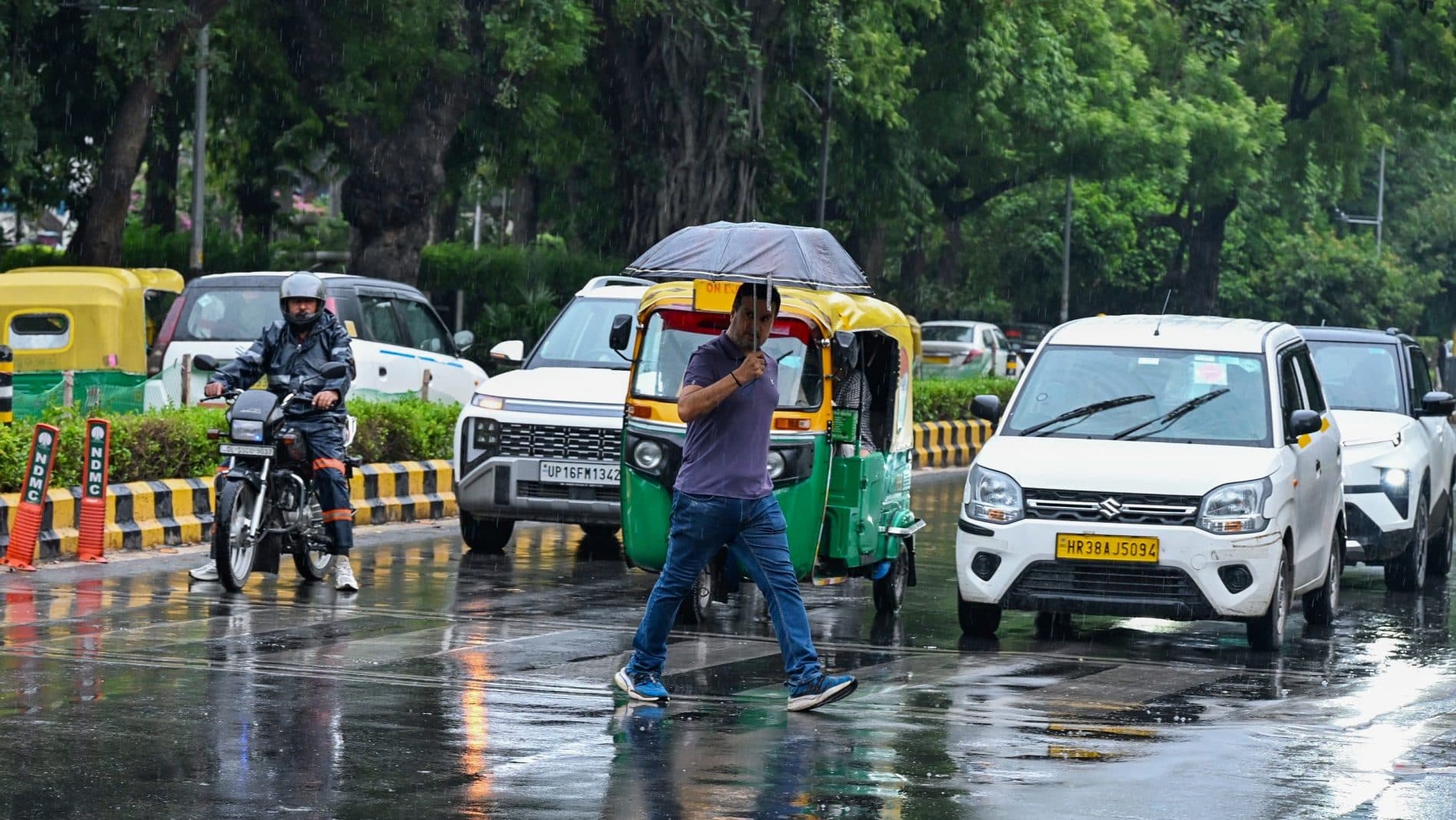 Heavy showers and strong winds hit Delhi, more rain likely today | ANI