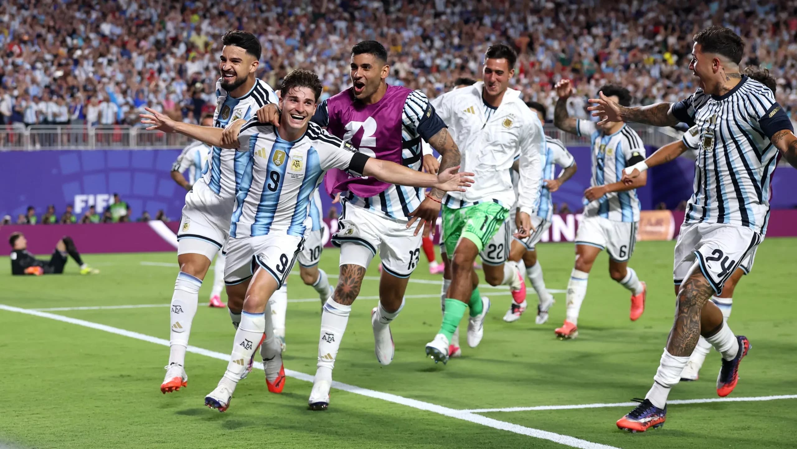 Argentina defeat Switzerland 3-1 after extra time to reach the semifinals of the FIFA World Cup
